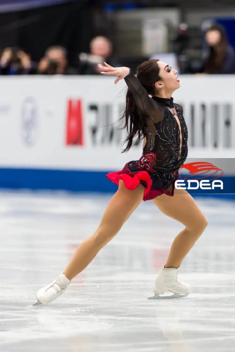 Ice Gallery Skates U.S.